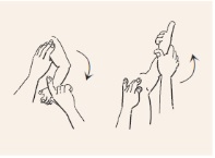 발달을 도와주는 이른둥이 운동법:1. 팔을 위로 올리기